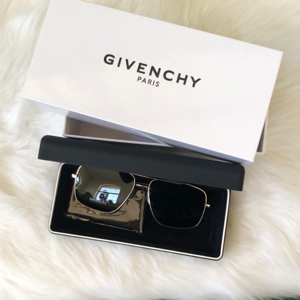 Givenchy Oversized Unisex GV7119/S 60mm Sunglasse - Picture 9 of 10